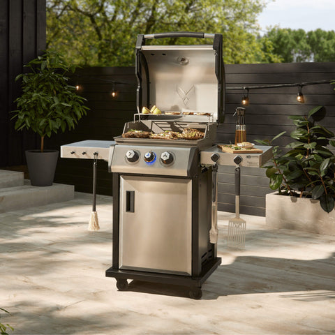 Vermont Castings 2-Burner Propane BBQ with TempASSURED Technology™