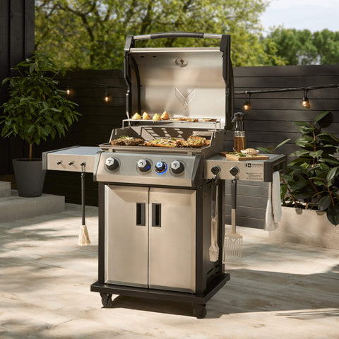 Vermont Castings 3-Burner Propane BBQ with TempASSURED Technology™